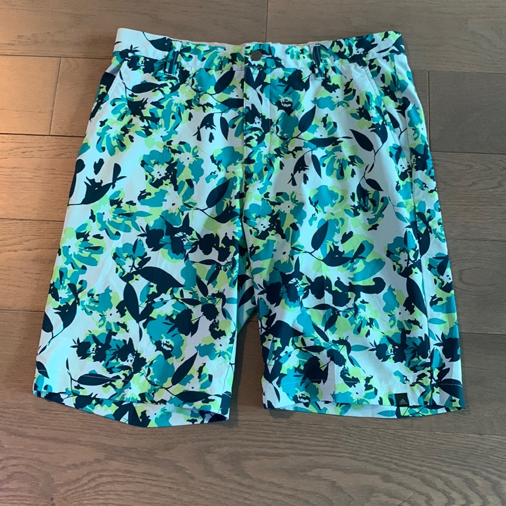 Adidas Men’s Golf Shorts Size 32